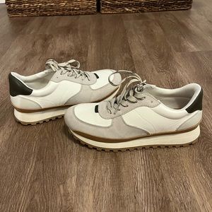 Color Block Tennis Shoe